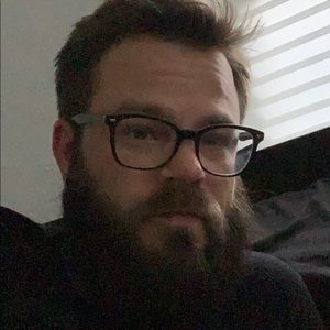 Meet your Posher, Devin